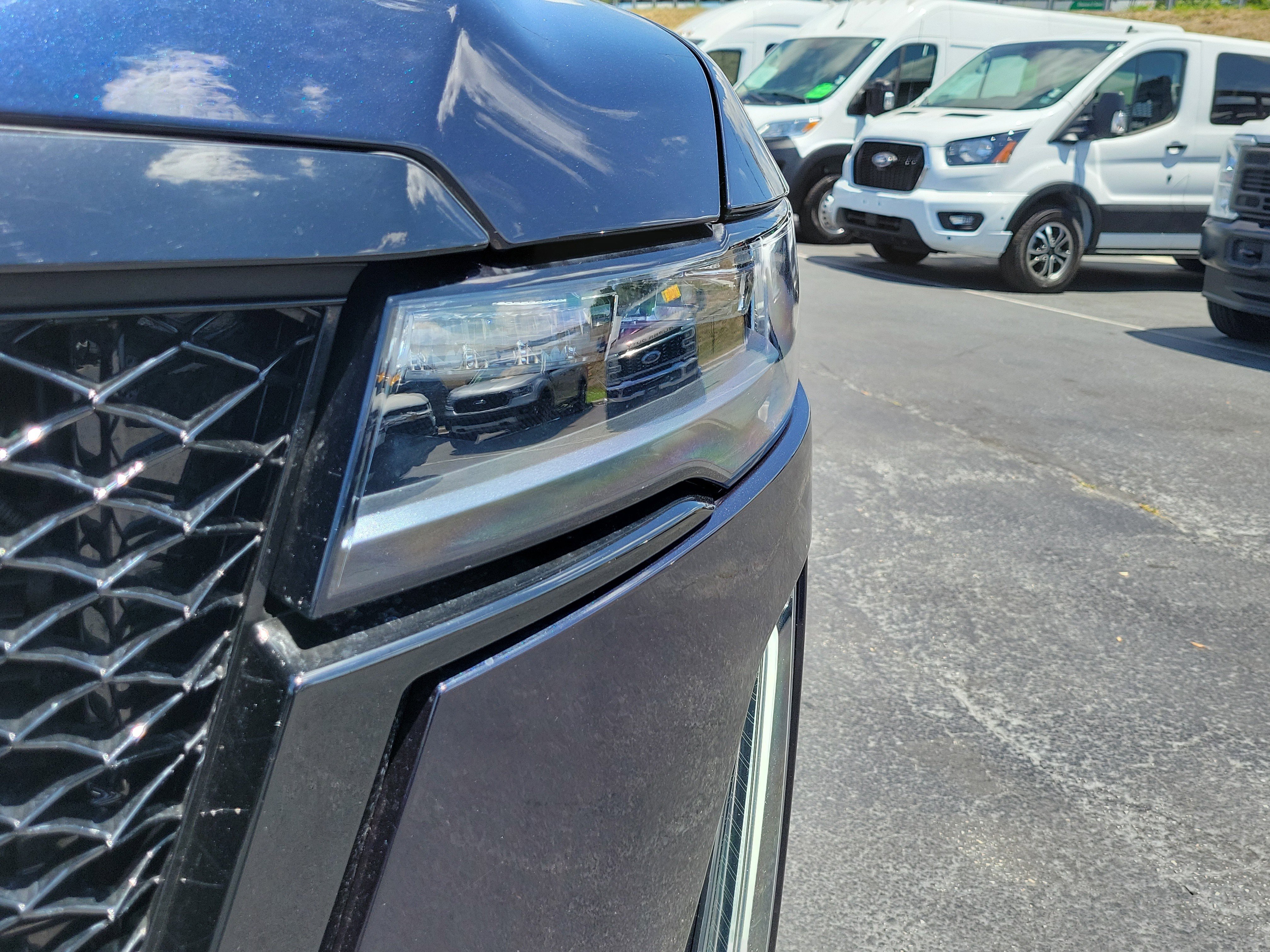 Used 2021 Cadillac Escalade Sport RWD image 3