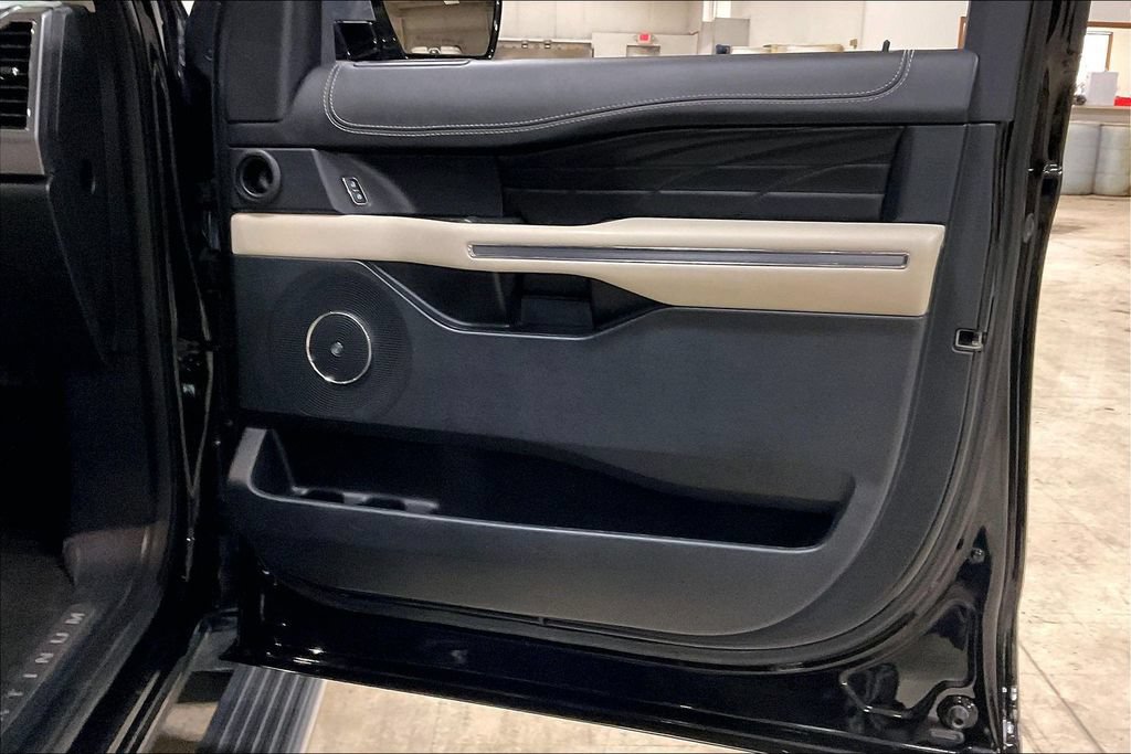 Certified 2020 Ford Expedition Platinum AWD/4WD image 23