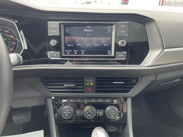 Used 2019 Volkswagen Jetta R-Line image 22