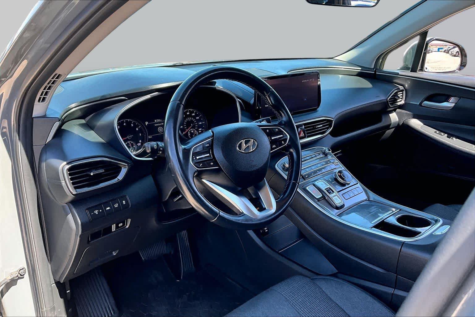 Used 2023 Hyundai Santa Fe SEL AWD/4WD image 17