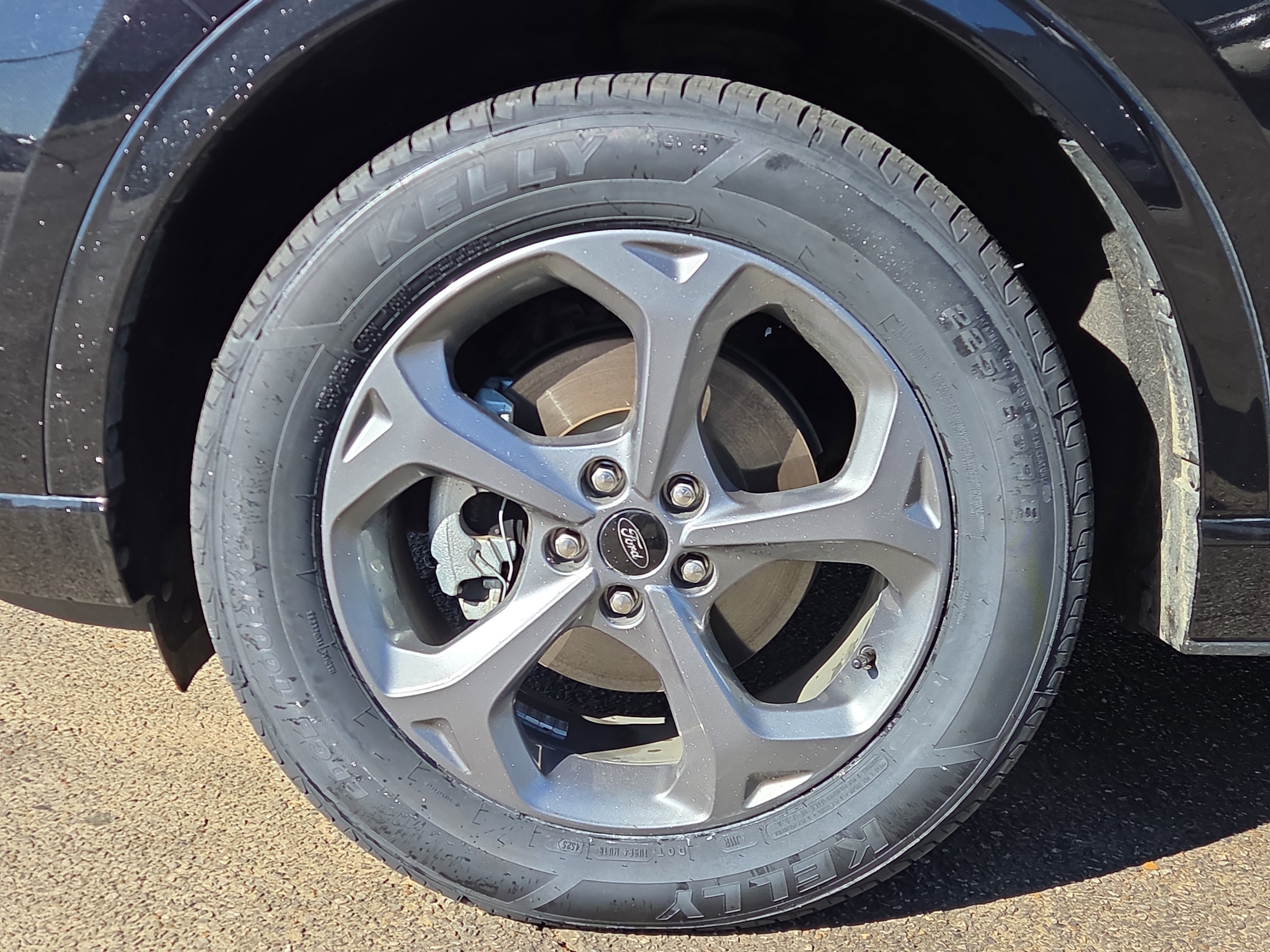 Certified 2024 Ford Escape ST-Line Select w/ Tech Pack #1 image 9