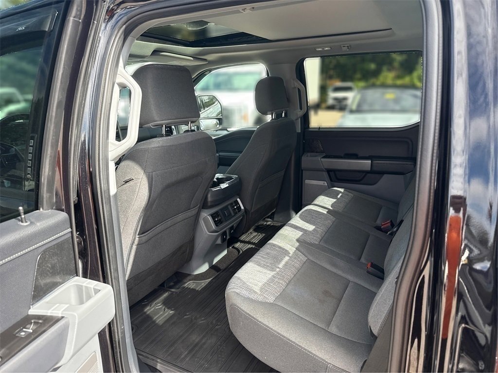 Certified 2022 Ford F150 XLT w/ Equipment Group 302A High image 10