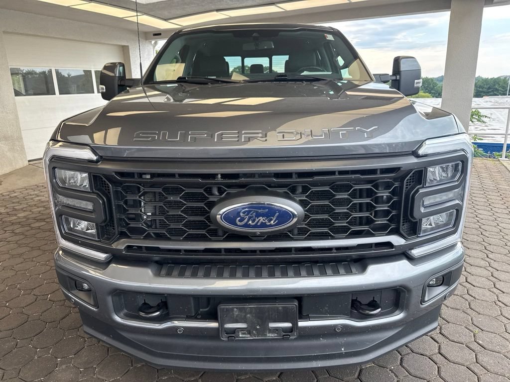 Certified 2023 Ford F250 Lariat w/ Lariat Ultimate Package AWD/4WD image 2