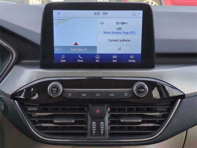 Certified 2021 Ford Escape Titanium image 18