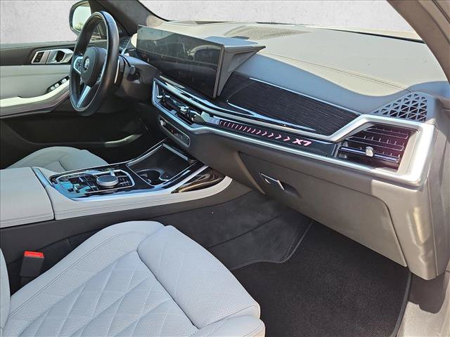 Used 2023 BMW X7 xDrive40i w/ M Sport Package AWD/4WD image 24