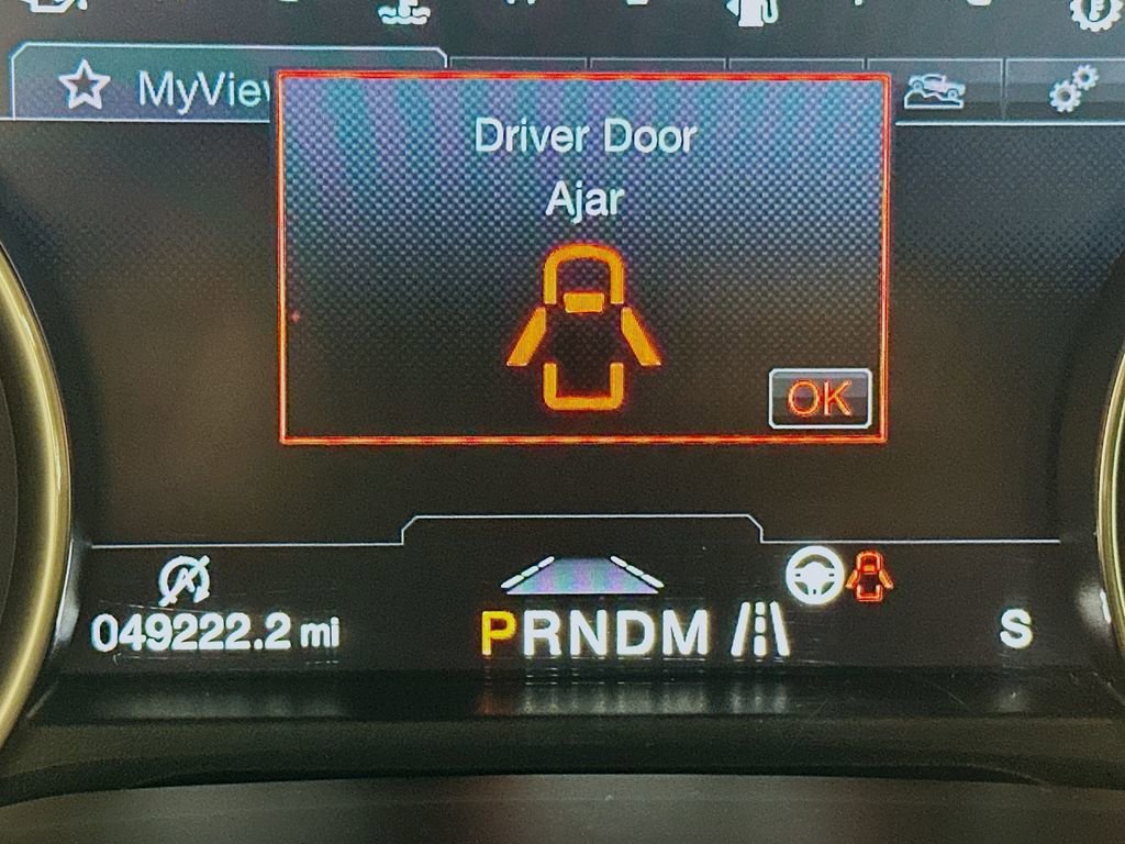 Certified 2018 Ford F150 Raptor w/ Equipment Group 802A Luxury image 26