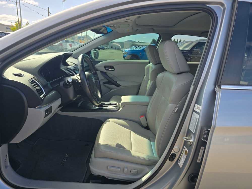 Used 2018 Acura RDX w/ Technology Package AWD/4WD image 8