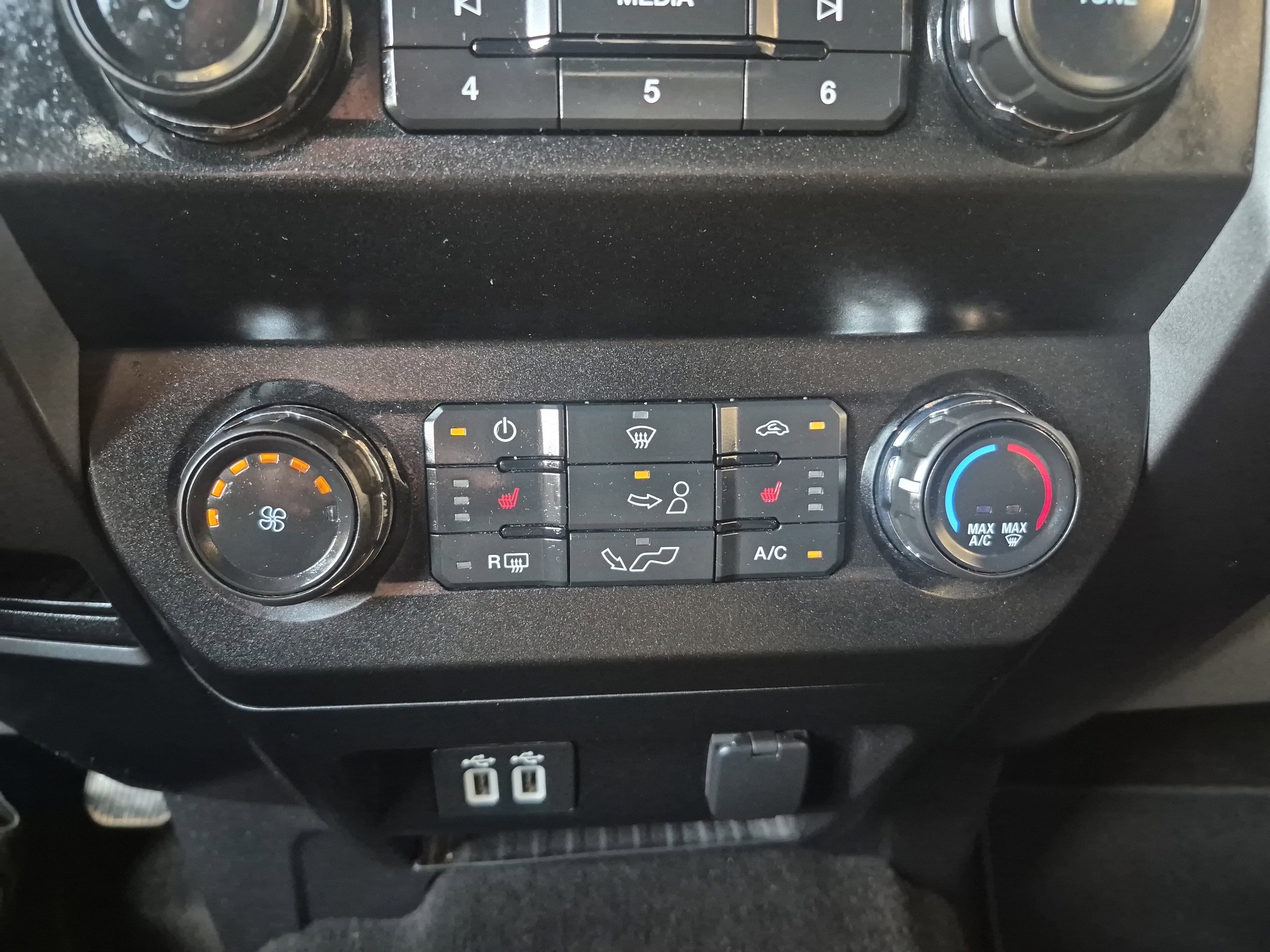 Certified 2020 Ford F150 XLT w/ Equipment Group 302A Luxury image 30