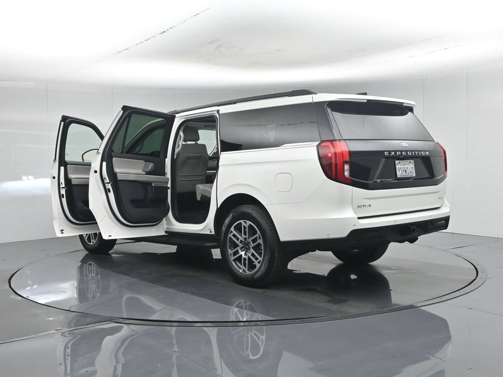 Certified 2025 Ford Expedition Max Active RWD image 38
