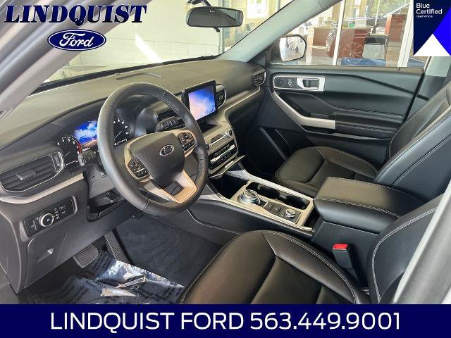 Certified 2024 Ford Explorer XLT w/ Equipment Group 202A AWD/4WD image 9