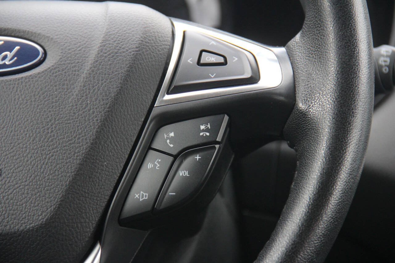 Certified 2022 Ford Edge SEL AWD/4WD image 19