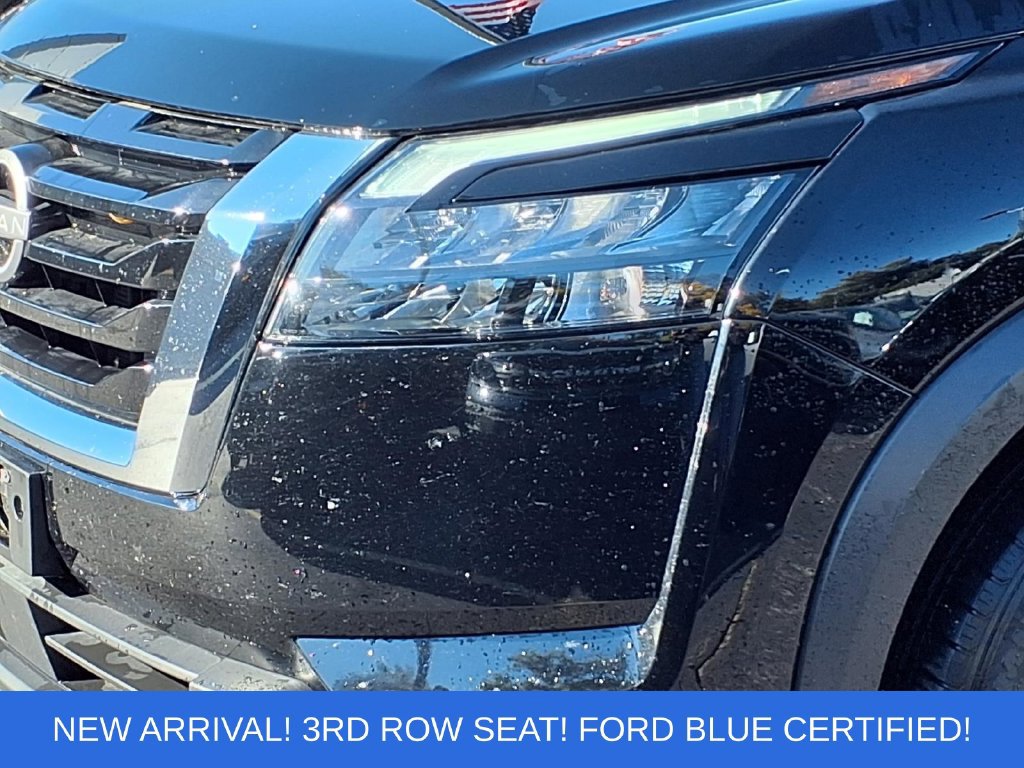 Used 2025 Nissan Pathfinder SV FWD image 31
