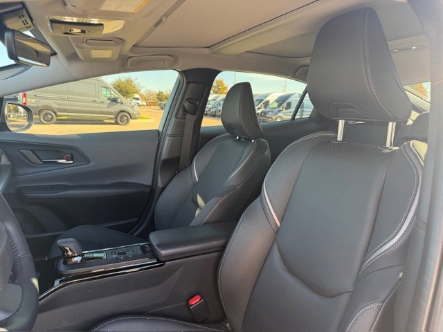 Used 2024 Toyota Prius Limited image 10