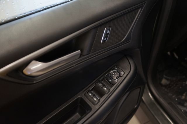 Certified 2022 Ford Edge SE image 19