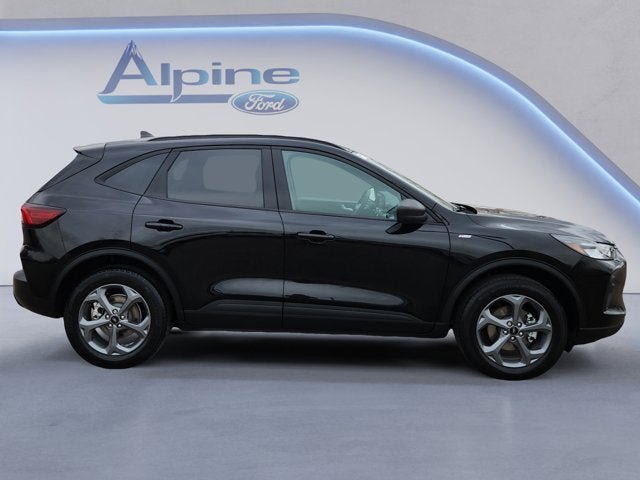 Certified 2025 Ford Escape ST-Line AWD/4WD image 6