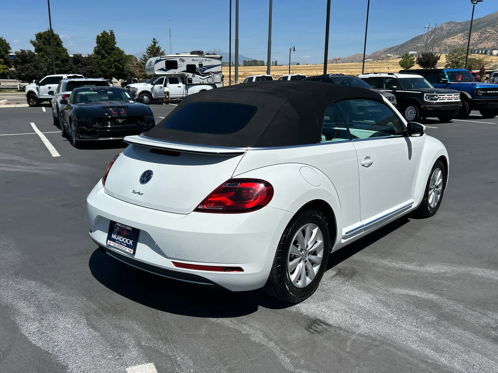 Used 2018 Volkswagen Beetle 2.0T S image 7