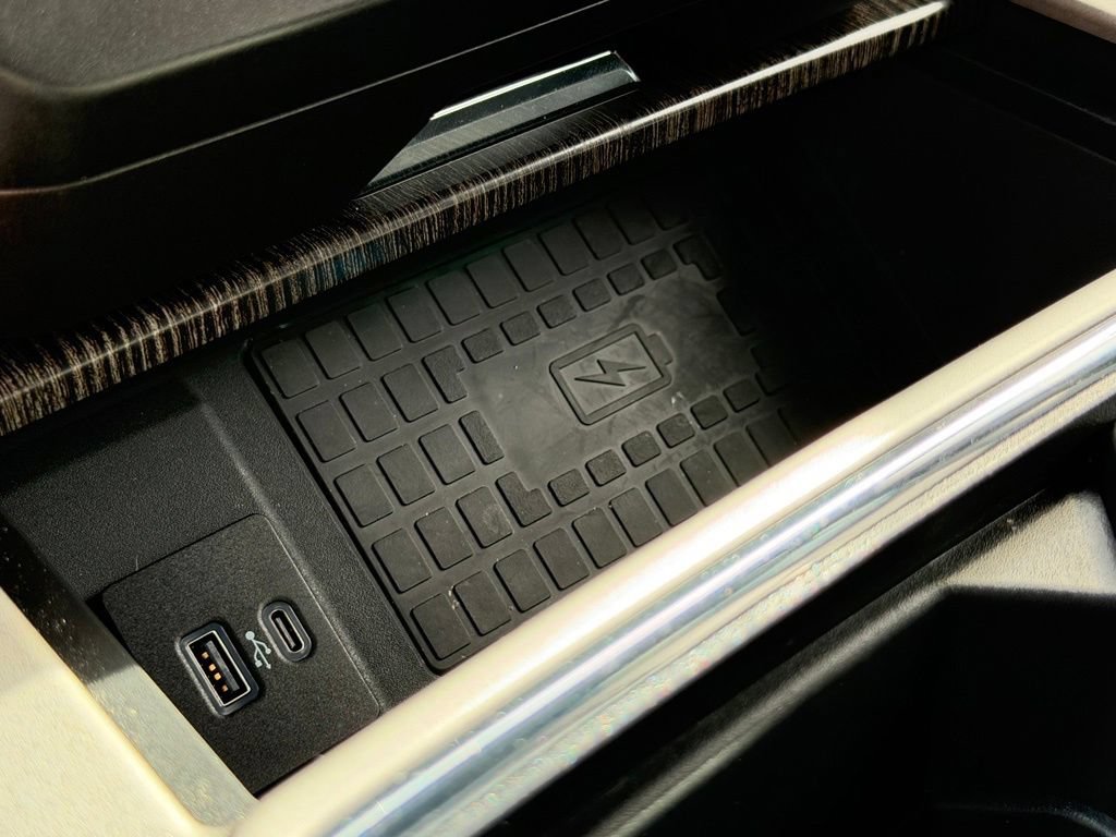 Certified 2020 Ford F250 Lariat AWD/4WD image 5
