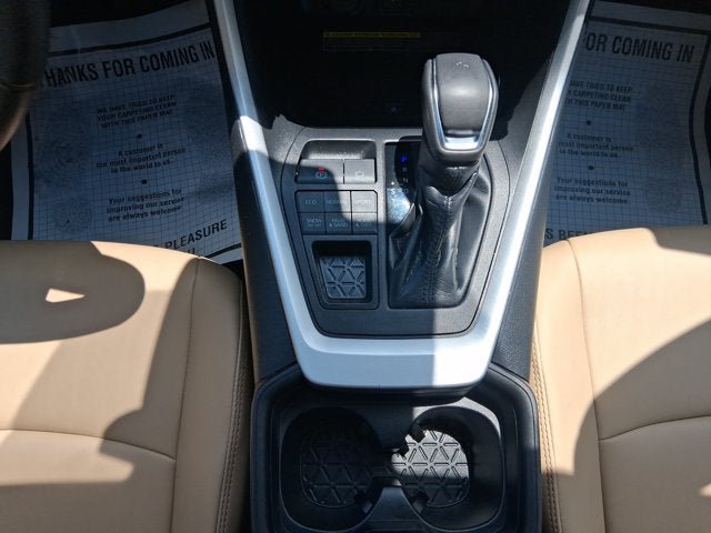 Used 2021 Toyota RAV4 XLE Premium AWD/4WD image 18