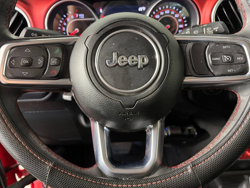 Used 2018 Jeep Wrangler Unlimited Rubicon w/ Cold Weather Group AWD/4WD image 16