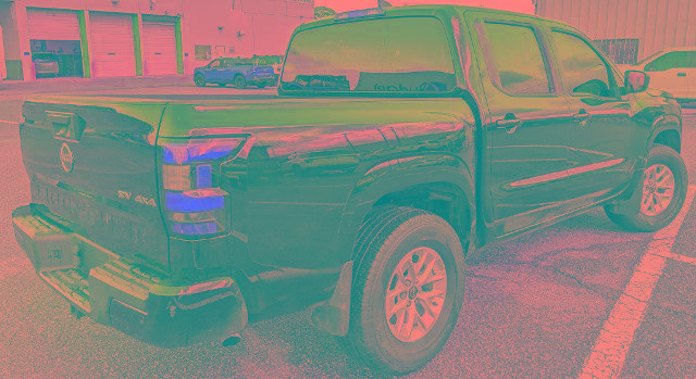 Used 2024 Nissan Frontier SV w/ Technology Package AWD/4WD image 3