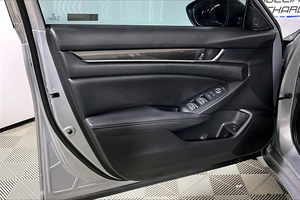 Used 2022 Honda Accord Sport image 18