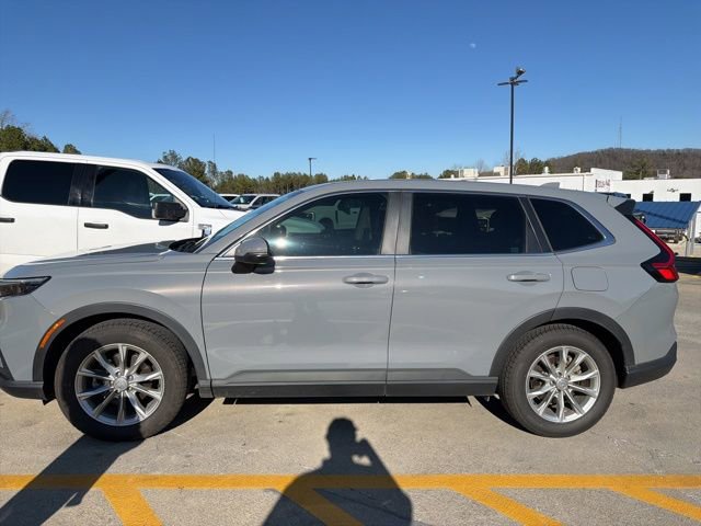 Used 2025 Honda CR-V EX-L image 3