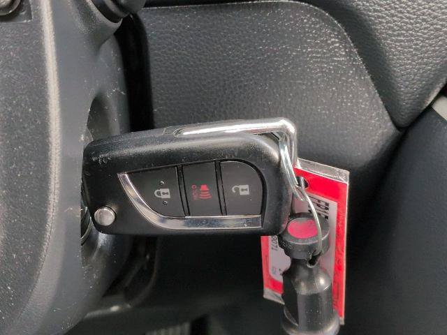 Used 2024 Toyota RAV4 LE AWD/4WD image 15