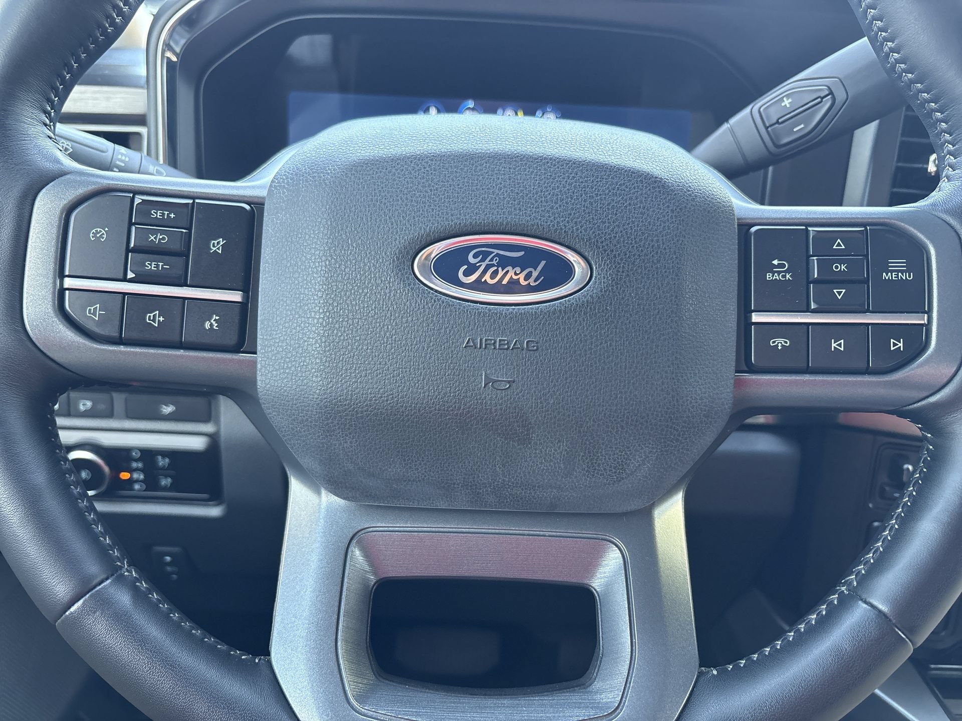 Certified 2024 Ford F250 Lariat AWD/4WD image 10