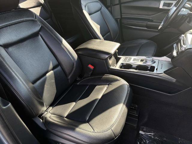 Certified 2020 Ford Explorer XLT w/ Equipment Group 202A image 24