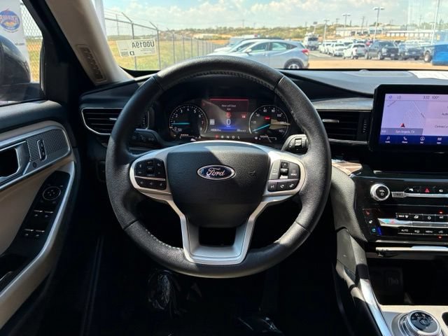 Certified 2023 Ford Explorer Limited AWD/4WD image 14