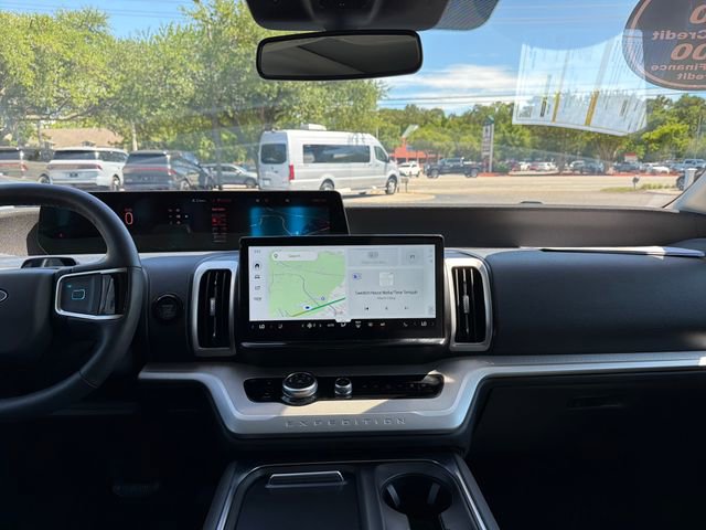 Certified 2025 Ford Expedition Active RWD image 21