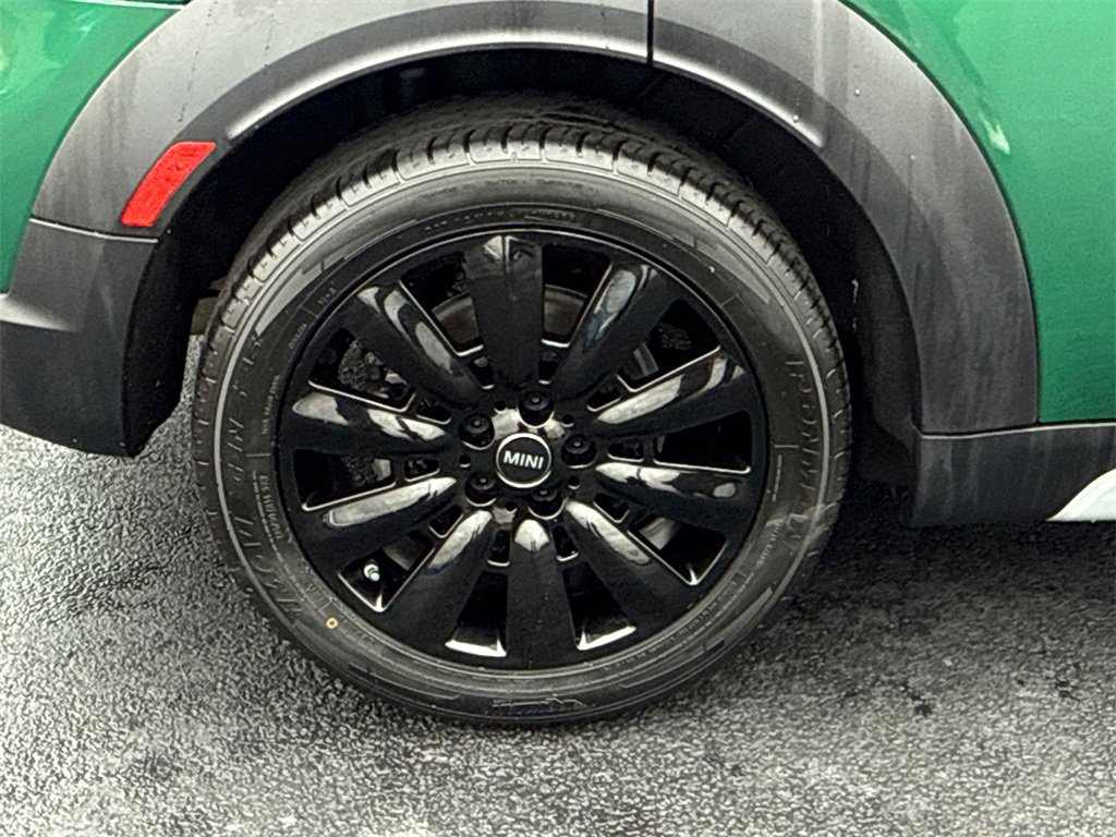 Used 2022 MINI Cooper Countryman S w/ Premium Package image 17
