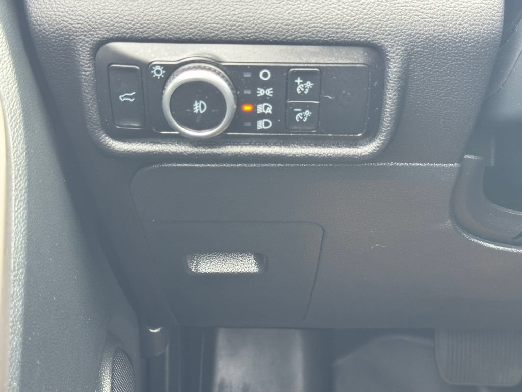 Certified 2023 Ford Explorer XLT w/ Equipment Group 202A RWD image 23