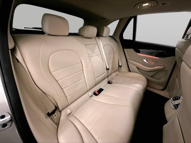 Used 2022 Mercedes-Benz GLC 300 4MATIC image 26
