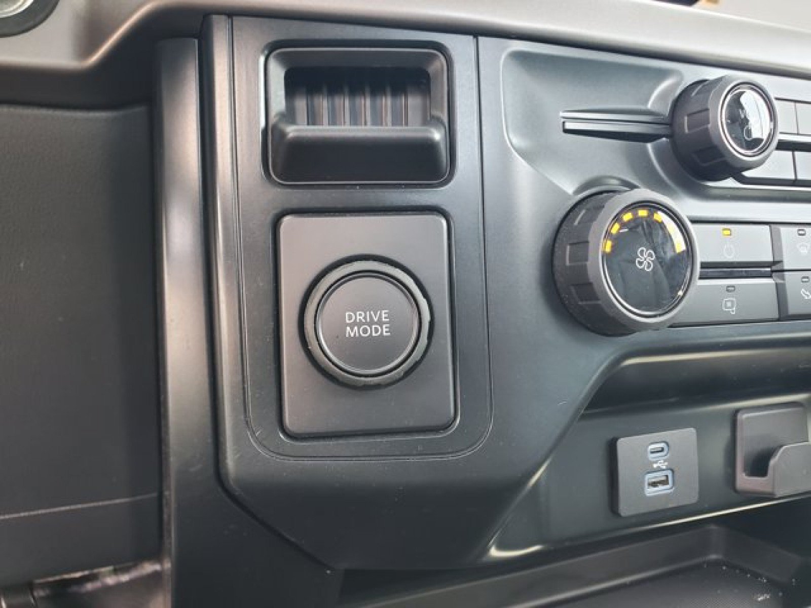 Certified 2024 Ford F150 XL RWD image 24