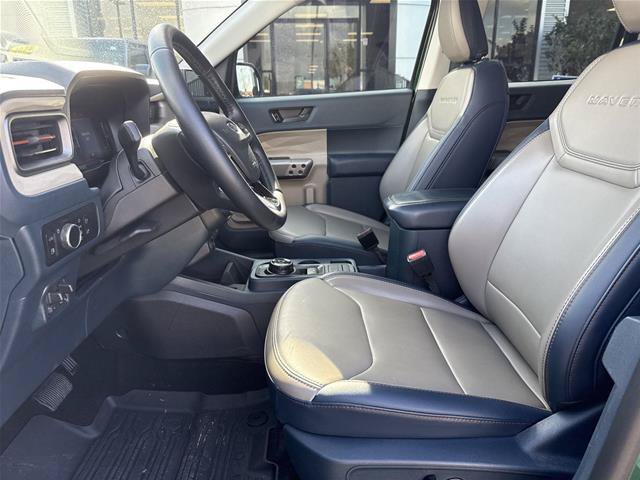 Certified 2025 Ford Maverick Lariat w/ 4K Tow Package AWD/4WD image 4