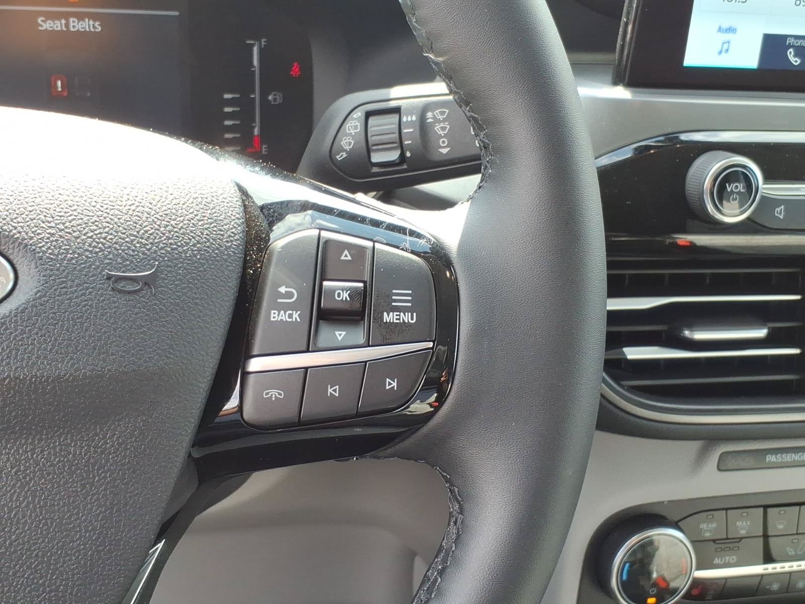 Certified 2023 Ford Escape Active AWD/4WD image 17