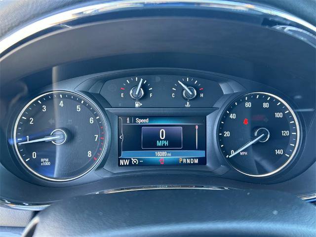 Used 2022 Buick Encore Preferred w/ Safety Package image 35