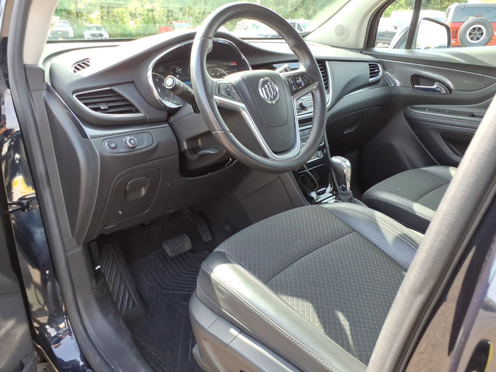 Used 2022 Buick Encore Preferred w/ Safety Package AWD/4WD image 13