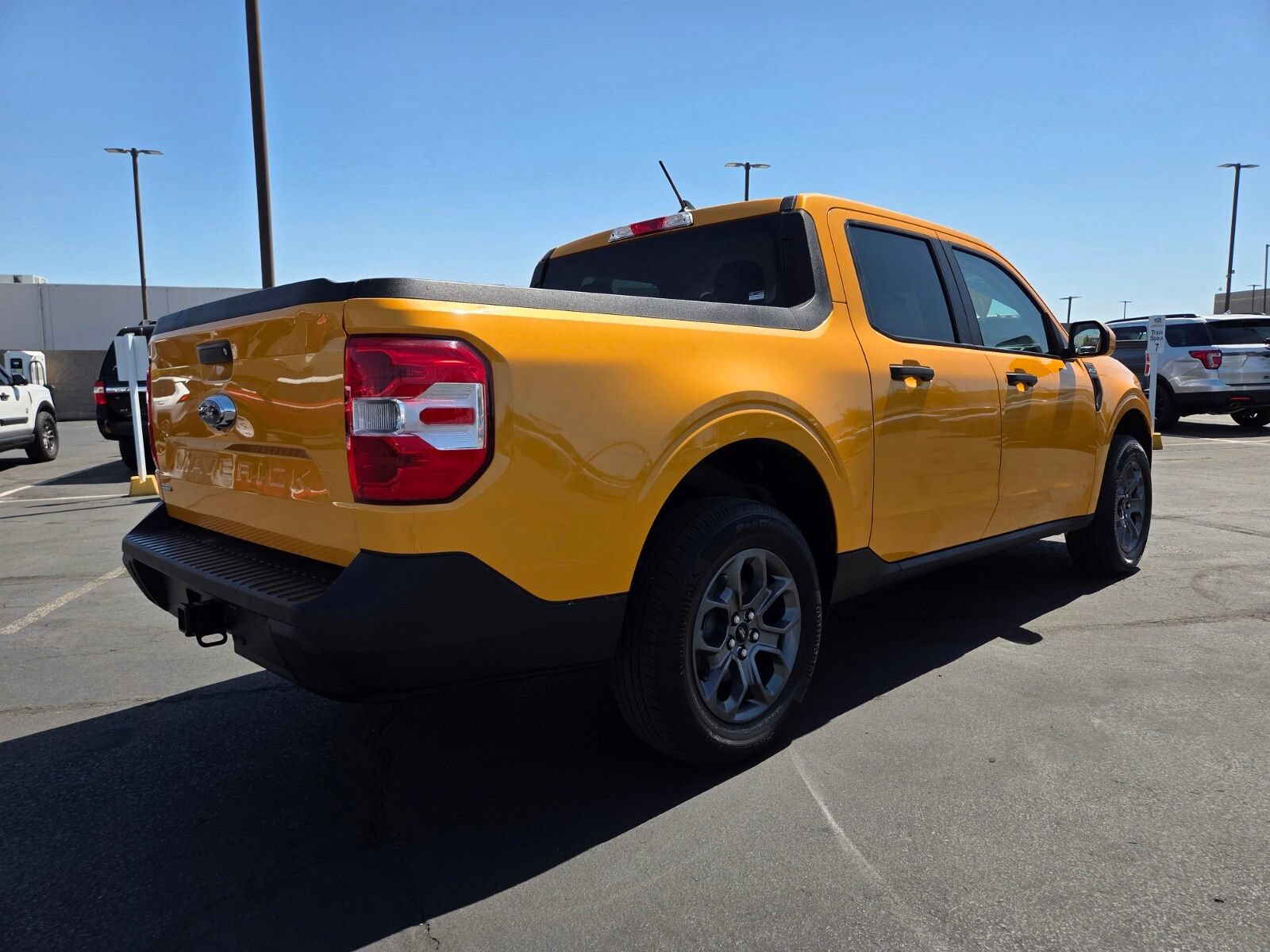 Certified 2023 Ford Maverick XLT w/ XLT Luxury Package FWD image 6
