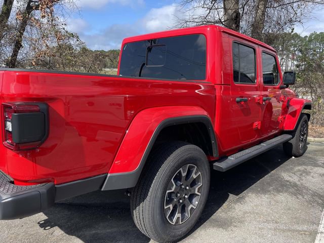 Used 2024 Jeep Gladiator Sport w/ Premium Package image 7