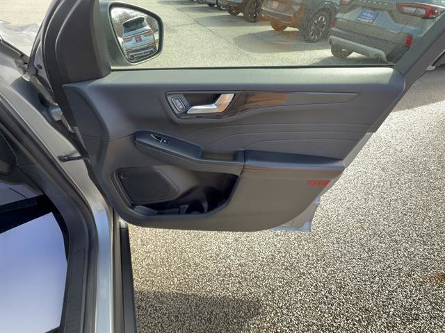 Certified 2023 Ford Escape ST-Line image 27