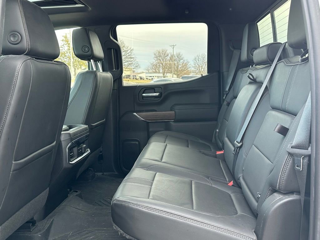 Used 2022 Chevrolet Silverado 1500 High Country w/ Technology Package image 14