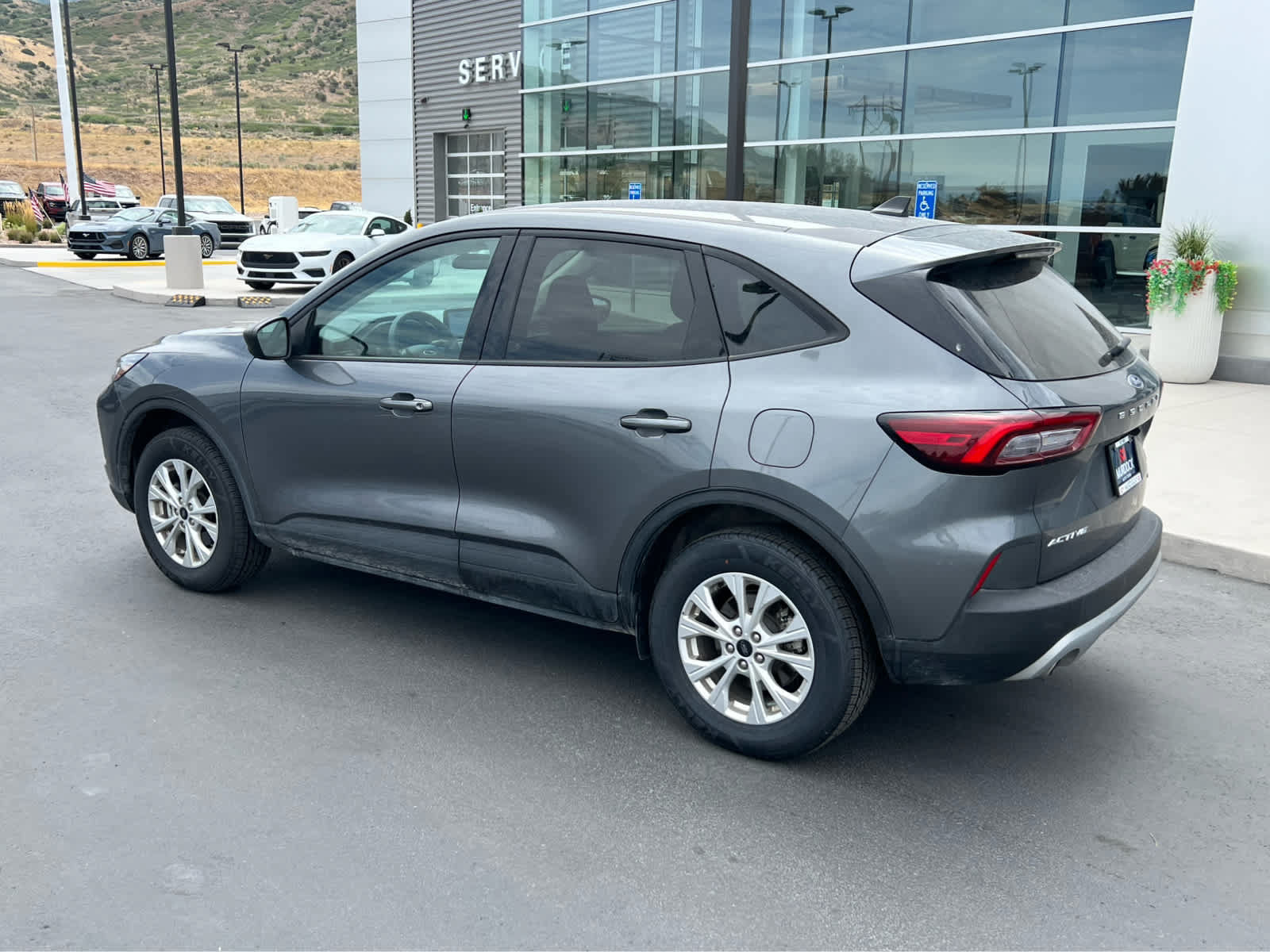 Certified 2025 Ford Escape Active AWD/4WD image 11