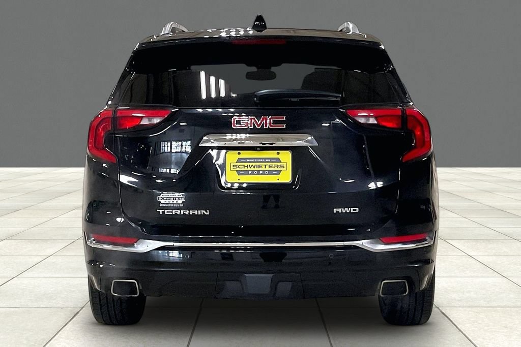 Used 2020 GMC Terrain Denali w/ GMC Pro Grade Package AWD/4WD image 4