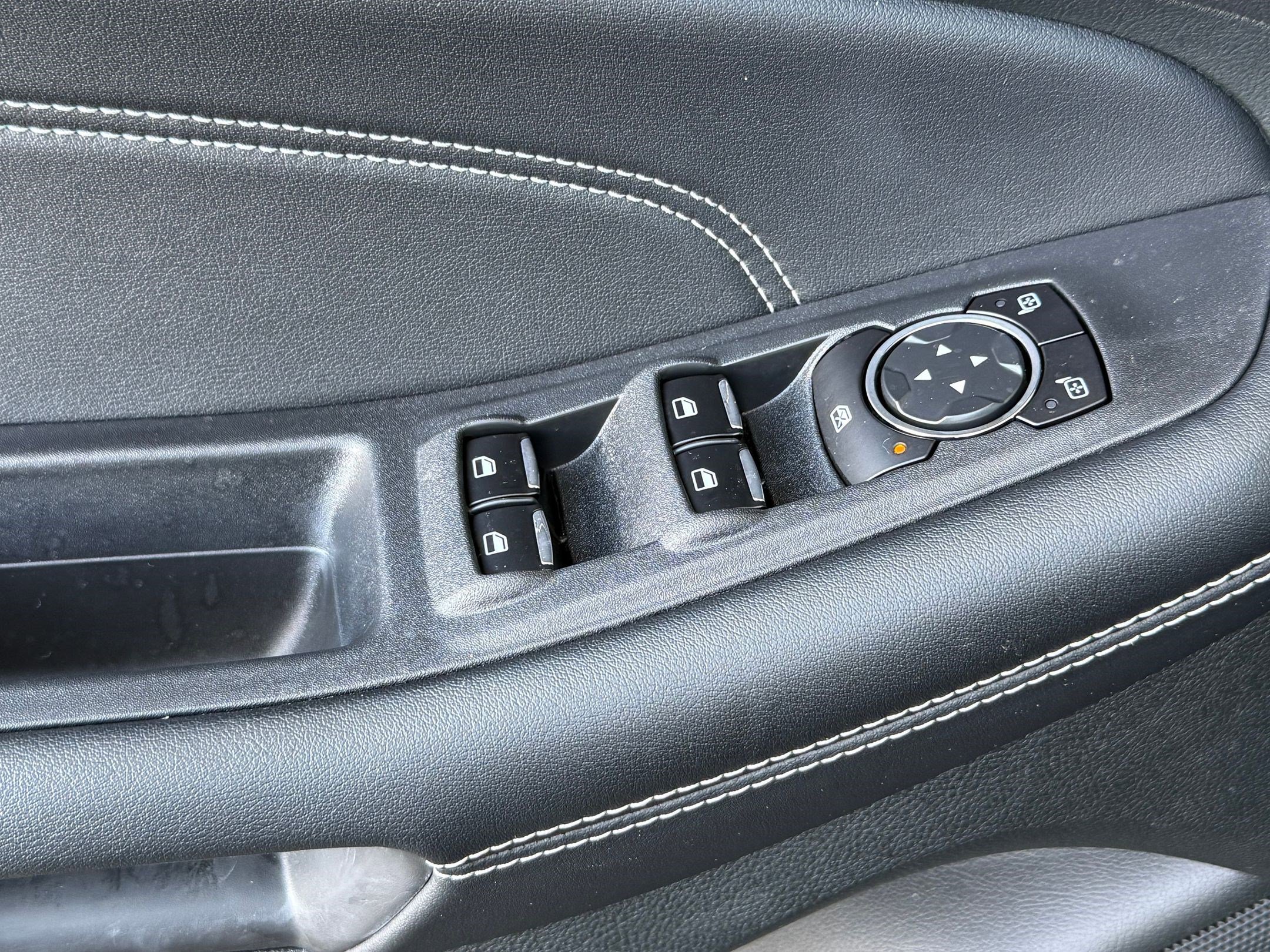 Certified 2022 Ford Edge Titanium w/ Cargo Accessory Package image 13