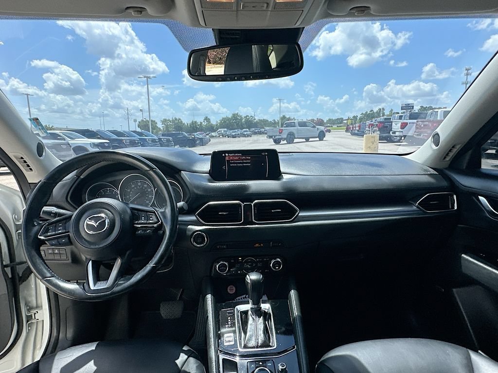 Used 2018 MAZDA CX-5 Touring w/ Preferred Equipment Package FWD image 3