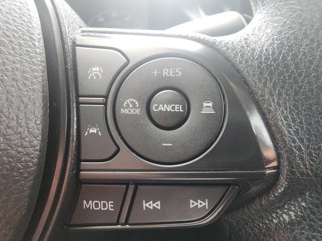 Used 2025 Toyota Corolla LE FWD image 23