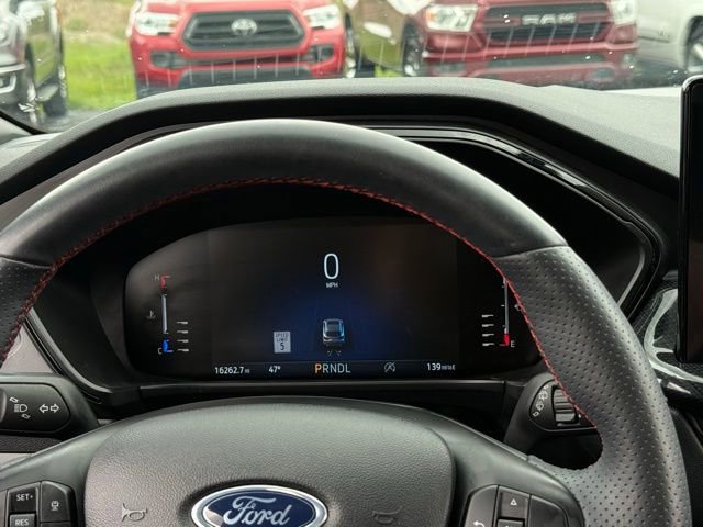 Certified 2024 Ford Escape ST-Line w/ Tech Pack #1 AWD/4WD image 9