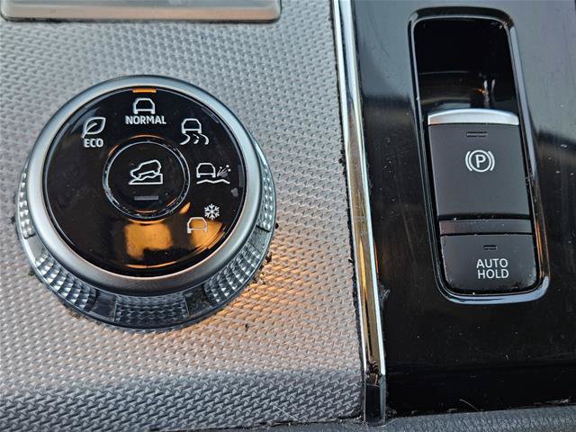 Used 2023 Mitsubishi Outlander SEL FWD image 22
